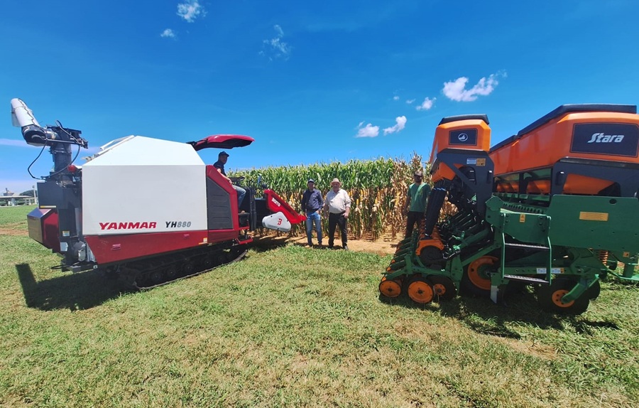 Presidente da Cotricampo entrega novos equipamentos para qualificar trabalho do Campo Experimental
