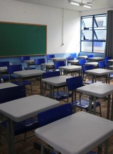 9,4 mil estudantes da rede estadual do RS passaram de ano tendo reprovado em até quatro disciplinas em 2025