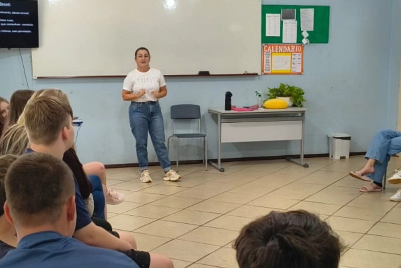 Projeto “ECA vai à Escola” encerra rodas de conversa nas escolas municipais de Humaitá