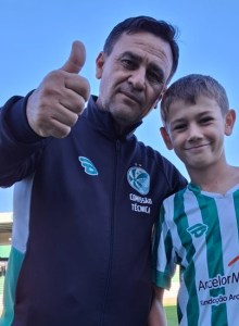 Aluno do Projeto Gol Social de Esperança do Sul realiza teste no Juventude de Caxias