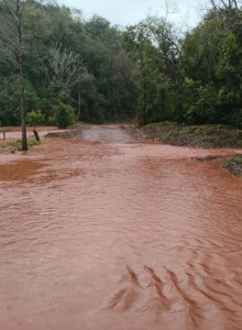 Defesa Civil de Tiradentes do Sul informa sobre o grande volume de chuva no município