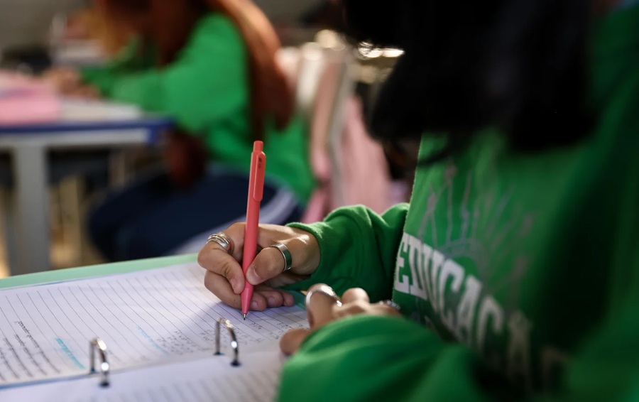Tribunal de Contas suspende leilão de escolas estaduais do RS