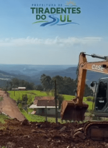 Preparação para a pavimentação da rua Padre Anchieta segue avançando em Tiradentes do Sul