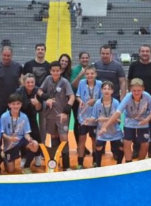 PSE Humaitá conquista títulos no futebol base