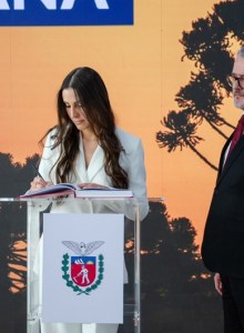 Jovem de Sede Nova assume como Procuradora do Estado do Paraná