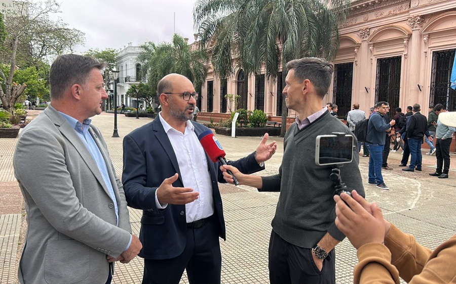 Autoridades de Tiradentes do Sul participam de encontro de integração Brasil-Argentina