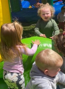 Escolas municipais de Esperança do Sul tiveram O Dia do Brinquedo no mês da criança