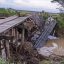 Ponte desaba com caminhão no interior de município no Rio Grande do Sul