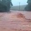 Chuva extrema causa estragos e faz barragem transbordar em município da Região